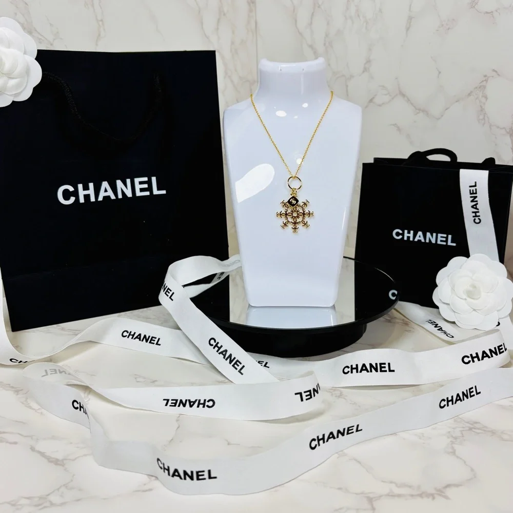 A-1DC-37: CHANEL Limited Edition Snowflake & CC Pendants w/Golden Chain, NWOT
